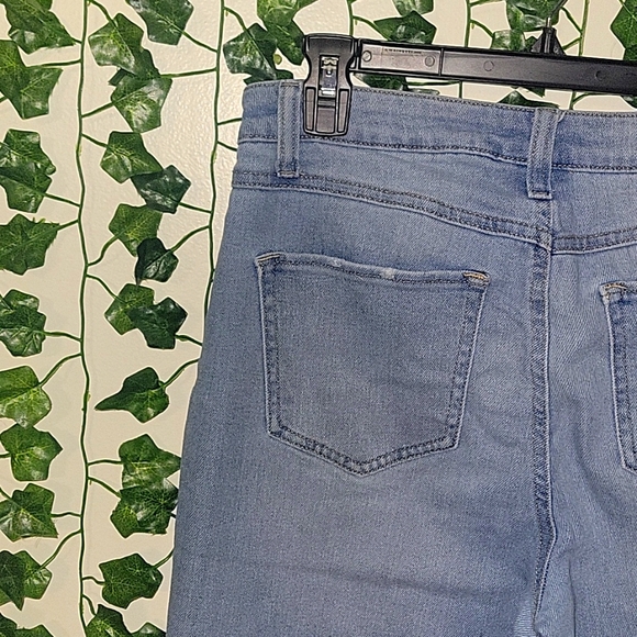 Sincerely Jules Wide Leg Jeans - Picture 4 of 6